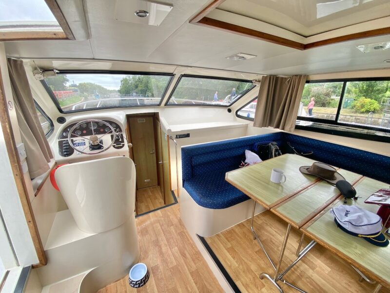 Cruising with Le Boat. Image © PlanetSKI